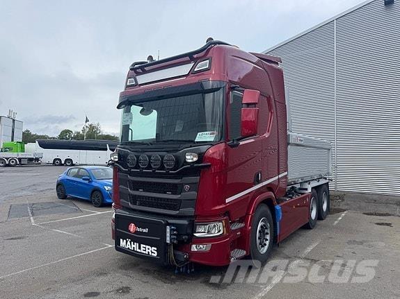 Scania R660B6x4NB شاحنات قلابة