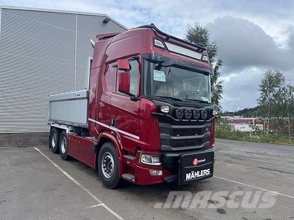 Scania R660B6x4NB شاحنات قلابة