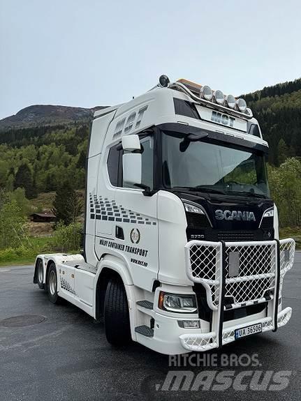 Scania S730 6x2 وحدات الجر