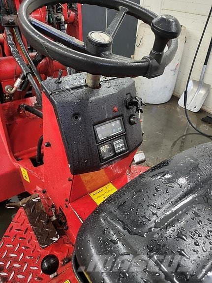 Schäffer 217 لوادر انزلاقية التوجيه