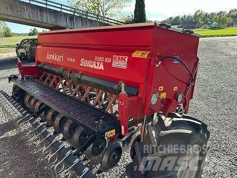 Simulta 2500LB معدات فرد المواد المعدنية
