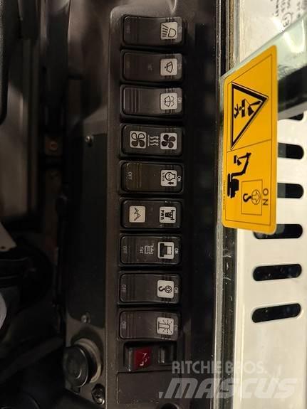 Takeuchi TB230 حفارات صغيرة أقل من 7 طن (حفارات صغيرة)