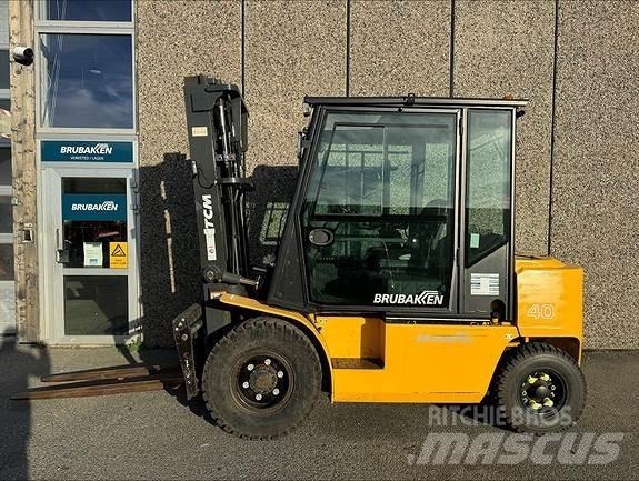 TCM FD35 63183 شاحنات الديزل