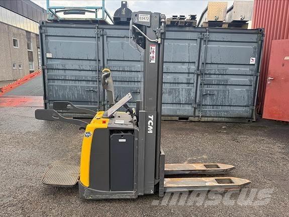 TCM SRS 160 63472 شاحنات الديزل