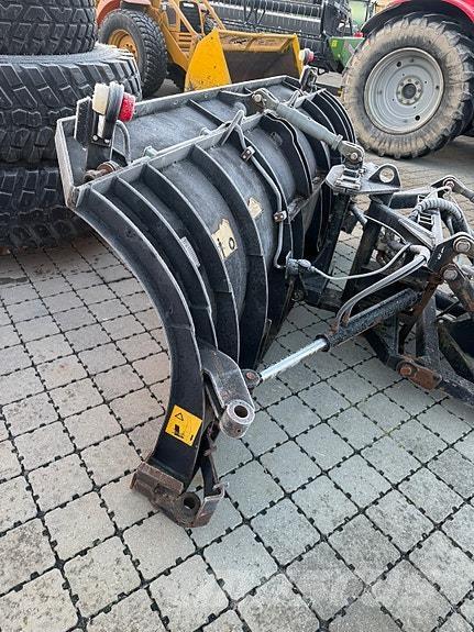 Tellefsdal 2,7m حراثات ونصول الجليد