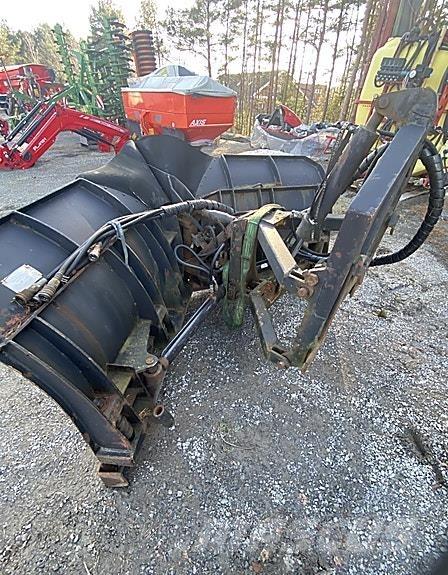 Tellefsdal 2700 V حراثات ونصول الجليد