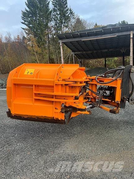 Tellefsdal 4600 H2 حراثات ونصول الجليد