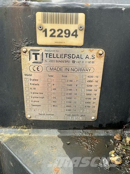 Tellefsdal D3600 ماكينات الطرق والجليد الأخرى