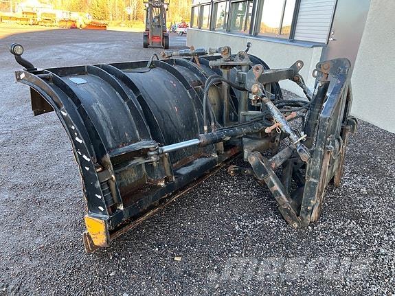 Tellefsdal K3000P حراثات ونصول الجليد