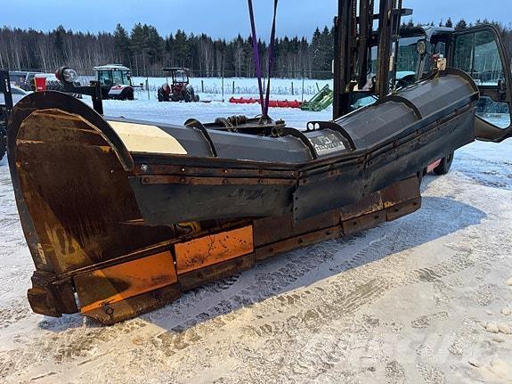 Tellefsdal K70 3,4 ماكينات الطرق والجليد الأخرى