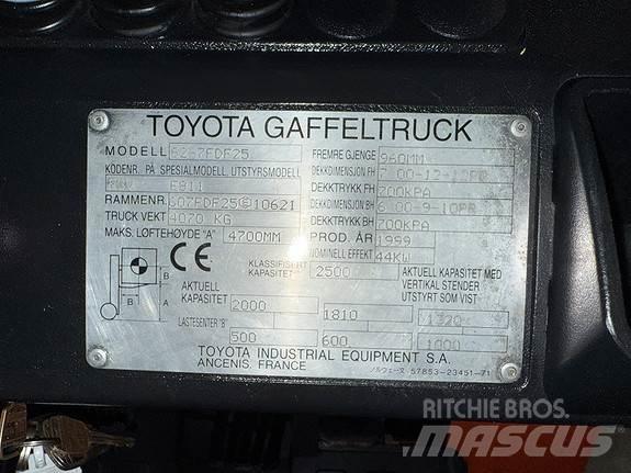 Toyota 62-FDF25 شاحنات الديزل