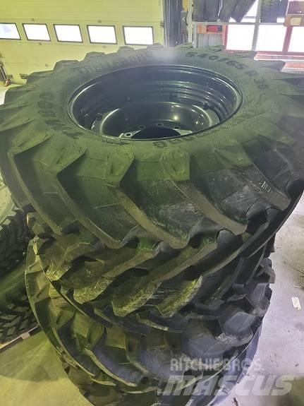 Trelleborg TM800 ماكينات الطرق والجليد الأخرى