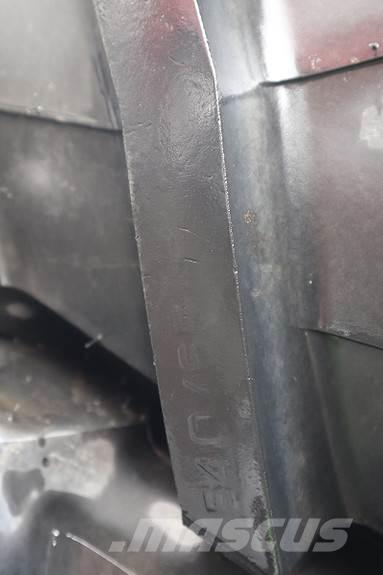 Trelleborg TM800 الإطارات والعجلات والحافات