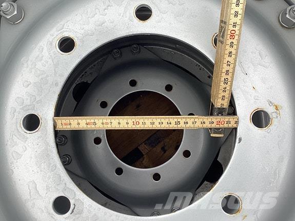 Trelleborg TM800 ماكينات زراعية أخرى