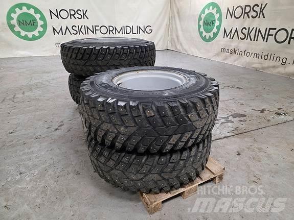  TRI 2 Vinterdekk الجرارات