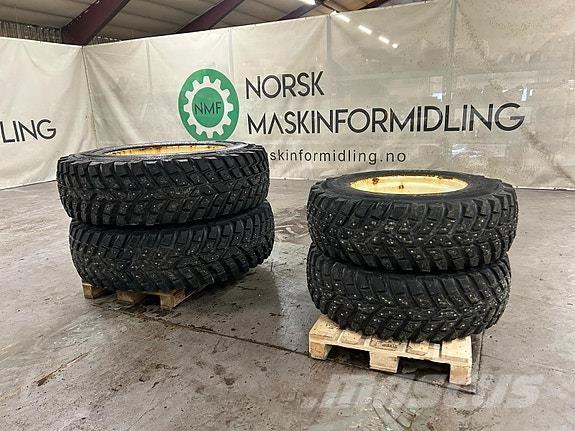  TRI 2 Vinterdekk الجرارات