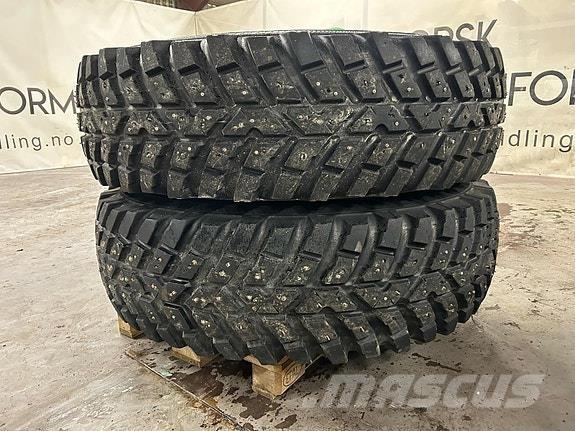  TRI 2 Vinterdekk الجرارات