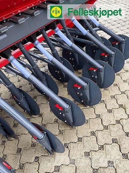 Tume CK 3000 معدات توزيع السماد العضوي