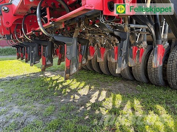 Tume HKL 3000 JC معدات توزيع السماد العضوي