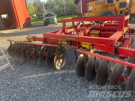 Väderstad XT 3,8 زحافات ساحقة