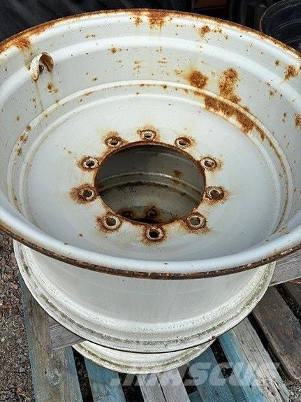 Valtra  ماكينات زراعية - غير ذلك