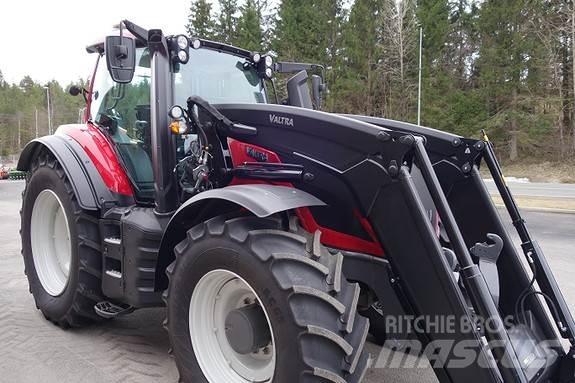 Valtra 235 Direct الجرارات