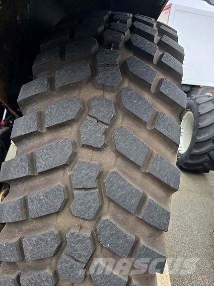 Valtra 6400 الجرارات
