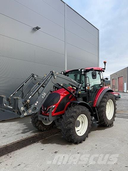Valtra A95 الجرارات