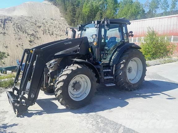 Valtra G105 الجرارات