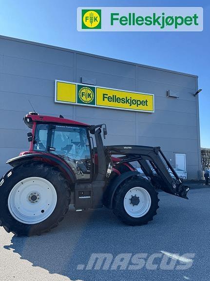 Valtra G125 الجرارات