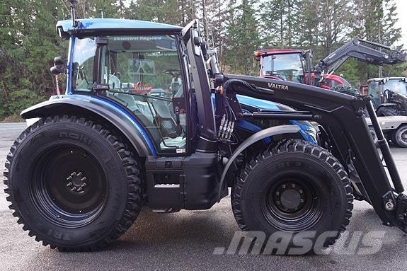 Valtra G125 Aktive الجرارات