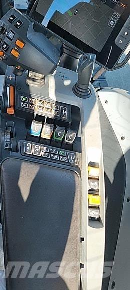 Valtra G135V الجرارات