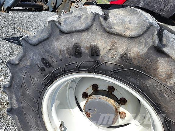 Valtra N 104 H5 الجرارات