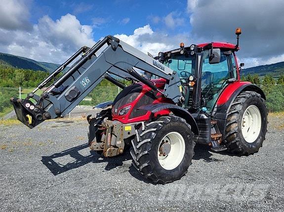 Valtra N 104 H5 الجرارات