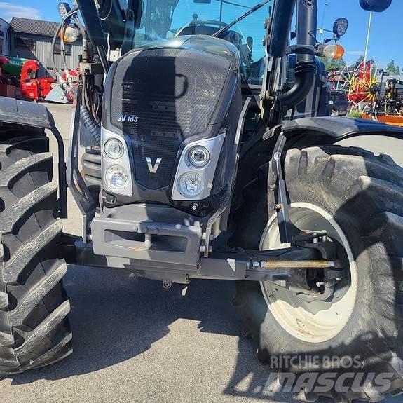 Valtra n-163 الجرارات