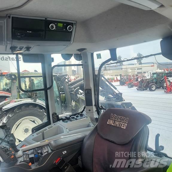 Valtra N 174 D الجرارات