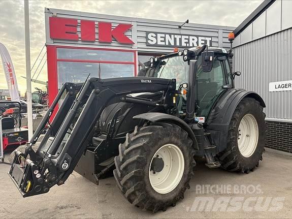 Valtra N 174 D ST الجرارات