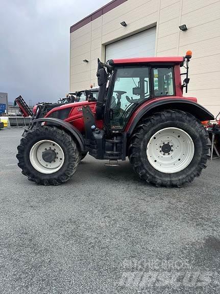 Valtra N163 Direct الجرارات