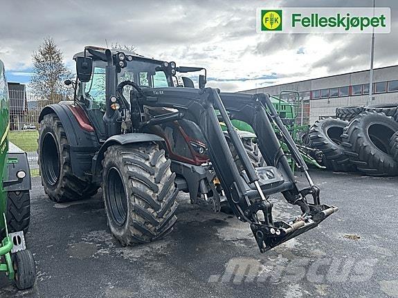 Valtra N174 الجرارات
