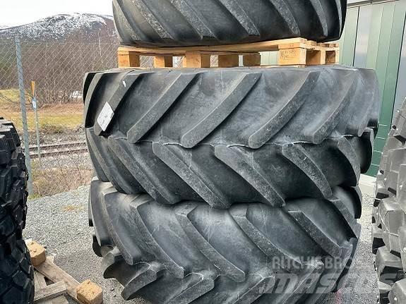 Valtra N174-175 الجرارات
