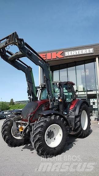 Valtra N174 Versu الجرارات