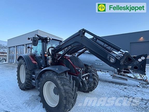 Valtra N174 Versu الجرارات