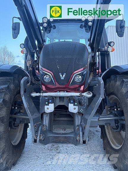 Valtra N174 Versu الجرارات