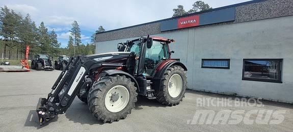 Valtra N174D الجرارات