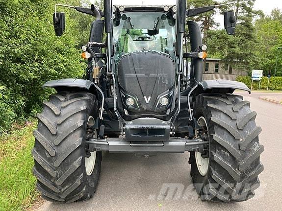Valtra N174D الجرارات