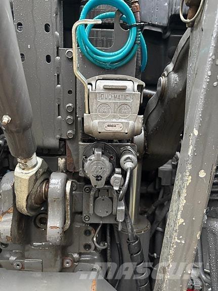 Valtra N174D الجرارات