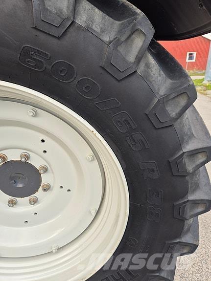 Valtra N174V الجرارات