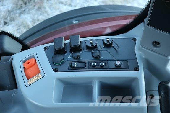 Valtra N175 Versu الجرارات