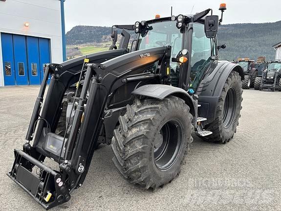 Valtra N175D الجرارات