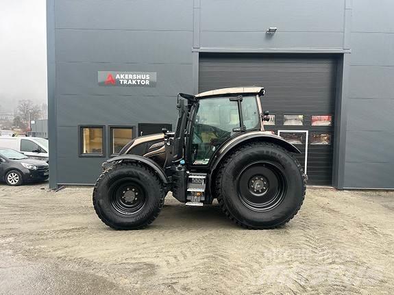 Valtra N175D الجرارات